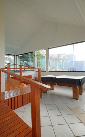 Casa para alugar com 350m², 5 quartos e 4 vagasÁrea de convivência