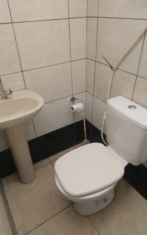 Casa à venda com 116m², 3 quartos e 2 vagasLavabo
