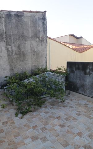 Casa à venda com 116m², 3 quartos e 2 vagasCobertura