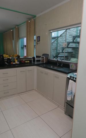 Casa à venda com 116m², 3 quartos e 2 vagasCozinha