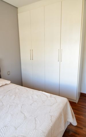 Casa de condomínio à venda com 388m², 3 quartos e 6 vagasQuarto 2 - Suíte