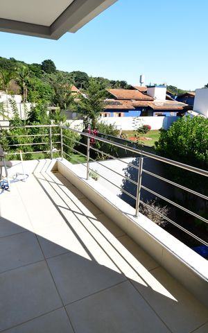 Casa de condomínio à venda com 388m², 3 quartos e 6 vagasQuarto 3 - Suíte Sacada
