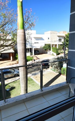 Casa de condomínio à venda com 388m², 3 quartos e 6 vagasQuarto 1 - Vista