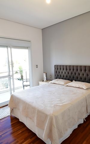 Casa de condomínio à venda com 388m², 3 quartos e 6 vagasQuarto 2 - Suíte