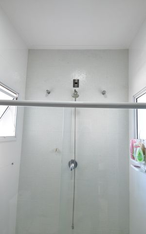 Casa de condomínio à venda com 388m², 3 quartos e 6 vagasBanheiro Suíte