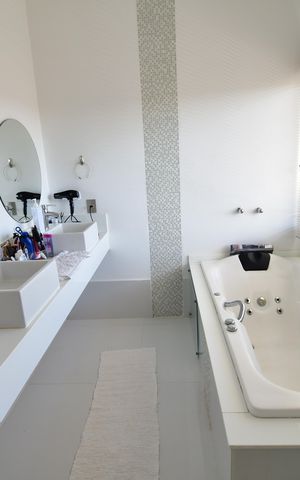 Casa de condomínio à venda com 388m², 3 quartos e 6 vagasBanheiro Suíte
