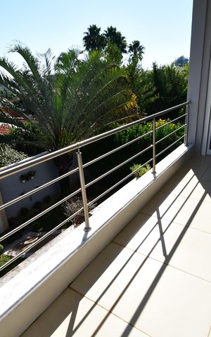 Casa de condomínio à venda com 388m², 3 quartos e 6 vagasQuarto 3 - Suíte Sacada