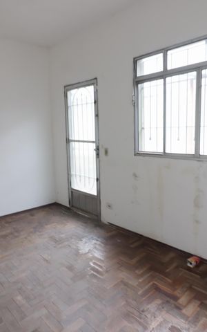 Casa para alugar com 80m², 2 quartos e 10 vagasSala