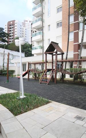 Apartamento à venda com 263m², 3 quartos e 4 vagasÁrea comum - Playground