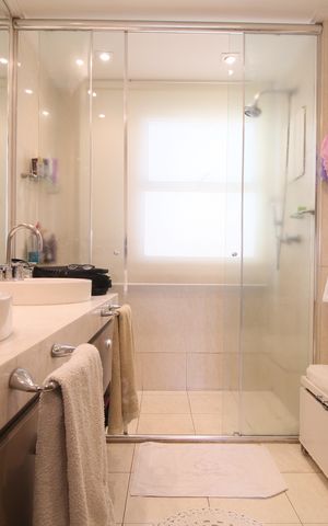 Apartamento à venda com 263m², 3 quartos e 4 vagasBanheiro da Suíte 1