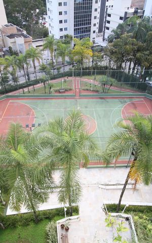 Apartamento à venda com 263m², 3 quartos e 4 vagasÁrea comum - Quadra Poliesportiva
