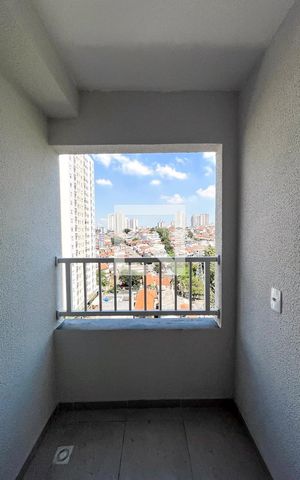 Apartamento à venda com 29m², 2 quartos e sem vaga Apartamento à venda com 29m², 2 quartos e sem vagaVaranda