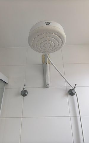 Casa de condomínio à venda com 400m², 4 quartos e 2 vagas