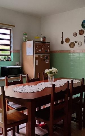 Casa à venda com 224m², 3 quartos e 2 vagas Casa à venda com 224m², 3 quartos e 2 vagasCozinha
