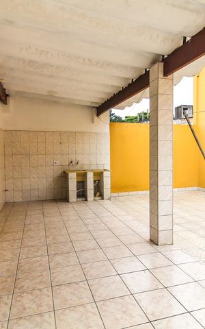 Casa para alugar com 300m², 3 quartos e 4 vagas Casa para alugar com 300m², 3 quartos e 4 vagasÁrea de Serviço