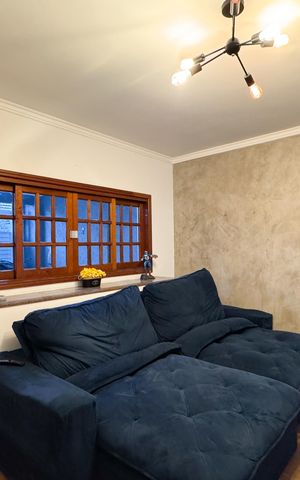 Casa para alugar com 220m², 3 quartos e 2 vagas Casa para alugar com 220m², 3 quartos e 2 vagasSala