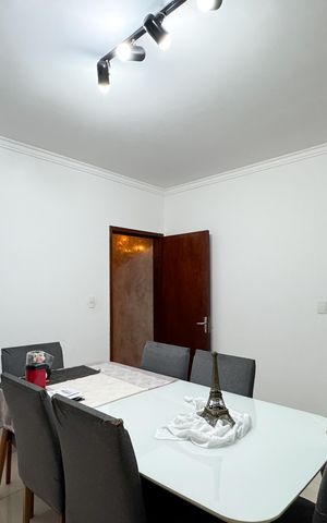 Casa para alugar com 220m², 3 quartos e 2 vagas Casa para alugar com 220m², 3 quartos e 2 vagasCozinha