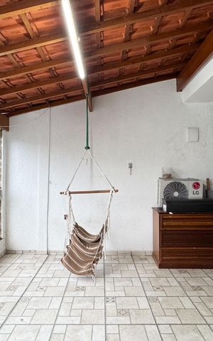 Casa para alugar com 220m², 3 quartos e 2 vagas Casa para alugar com 220m², 3 quartos e 2 vagasSacada - Suíte