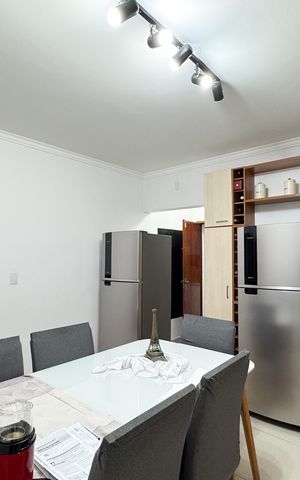 Casa para alugar com 220m², 3 quartos e 2 vagas Casa para alugar com 220m², 3 quartos e 2 vagasCozinha