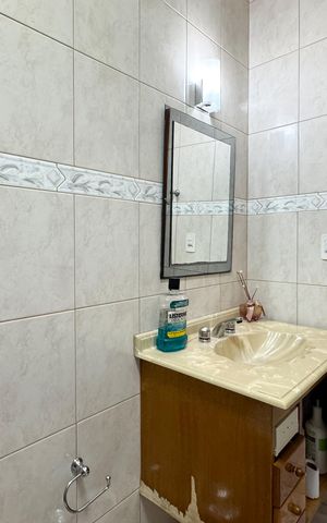 Casa para alugar com 220m², 3 quartos e 2 vagas Casa para alugar com 220m², 3 quartos e 2 vagasBanheiro Social 2
