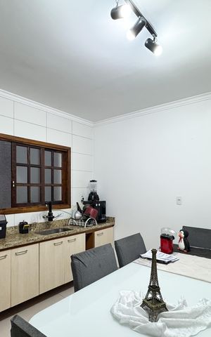 Casa para alugar com 220m², 3 quartos e 2 vagas Casa para alugar com 220m², 3 quartos e 2 vagasCozinha