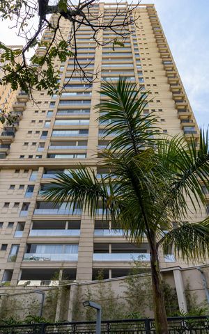 Apartamento à venda com 211m², 4 quartos e 3 vagas