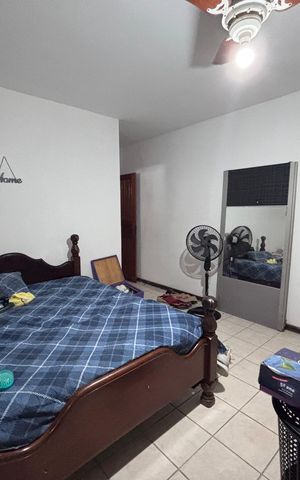 Casa de condomínio à venda com 290m², 3 quartos e 1 vaga Casa de condomínio à venda com 290m², 3 quartos e 1 vagaQuarto 1