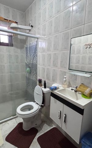Casa de condomínio à venda com 290m², 3 quartos e 1 vaga Casa de condomínio à venda com 290m², 3 quartos e 1 vagaBanheiro