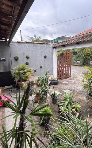 Casa de condomínio à venda com 290m², 3 quartos e 1 vaga Casa de condomínio à venda com 290m², 3 quartos e 1 vagaÁrea externa