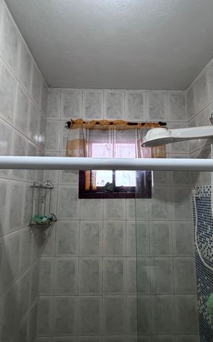 Casa de condomínio à venda com 290m², 3 quartos e 1 vaga Casa de condomínio à venda com 290m², 3 quartos e 1 vagaBanheiro