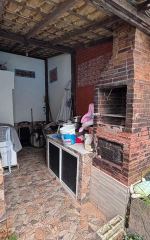 Casa de condomínio à venda com 290m², 3 quartos e 1 vaga Casa de condomínio à venda com 290m², 3 quartos e 1 vagaÁrea externa