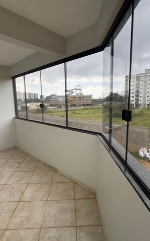 Apartamento à venda com 98m², 2 quartos e 1 vaga Apartamento à venda com 98m², 2 quartos e 1 vagaVaranda