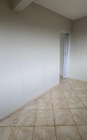 Apartamento à venda com 98m², 2 quartos e 1 vaga Apartamento à venda com 98m², 2 quartos e 1 vagaVaranda