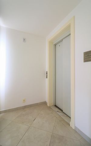 Apartamento à venda com 191m², 3 quartos e 3 vagas