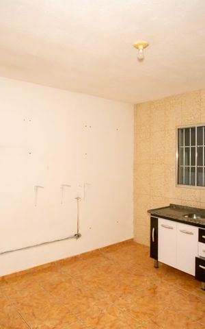 Casa para alugar com 30m², 2 quartos e 1 vagaCozinha