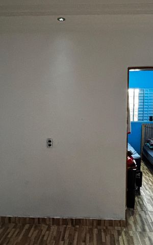 Casa para alugar com 65m², 2 quartos e sem vaga Casa para alugar com 65m², 2 quartos e sem vagaSala