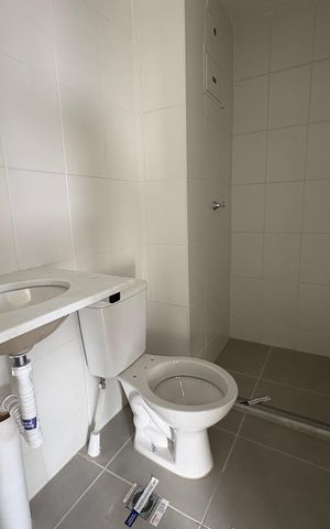 Apartamento para alugar com 43m², 2 quartos e 1 vaga Apartamento para alugar com 43m², 2 quartos e 1 vagaBanheiro