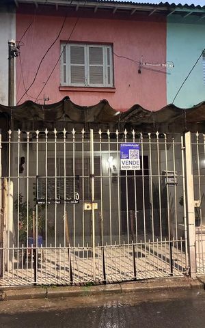 Casa à venda com 100m², 2 quartos e 1 vaga Casa à venda com 100m², 2 quartos e 1 vagaPlaca