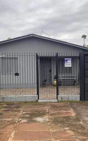 Casa para alugar com 150m², 2 quartos e 2 vagasFachada