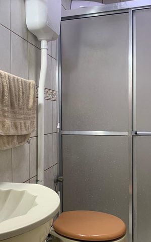 Casa para alugar com 150m², 2 quartos e 2 vagasBanheiro