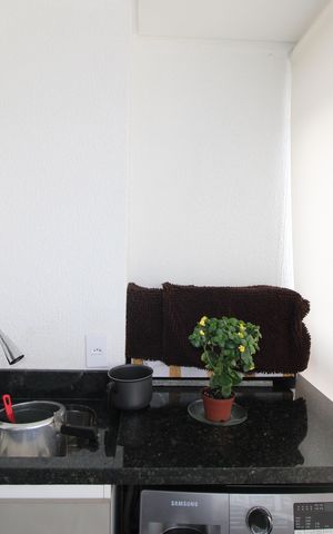Apartamento à venda com 45m², 2 quartos e 1 vagaSala / Cozinha - Varanda
