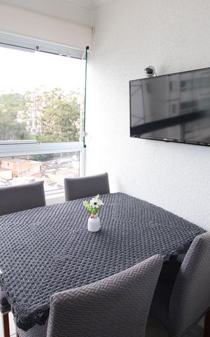 Apartamento à venda com 45m², 2 quartos e 1 vagaSala / Cozinha - Varanda