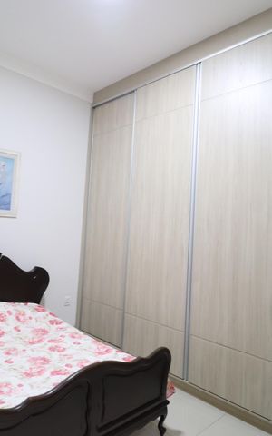 Casa para alugar com 250m², 4 quartos e 2 vagasQuarto 4