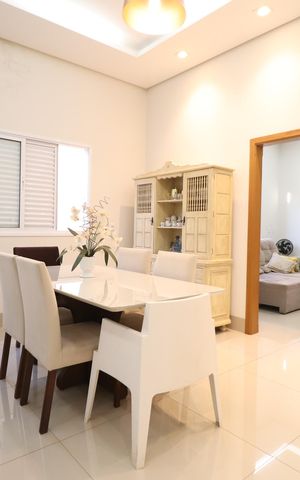Casa para alugar com 250m², 4 quartos e 2 vagasSala de Jantar