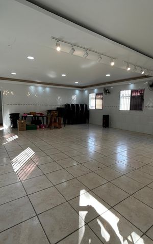 Apartamento para alugar com 45m², 2 quartos e 1 vagaÁrea comum - Salão de festas