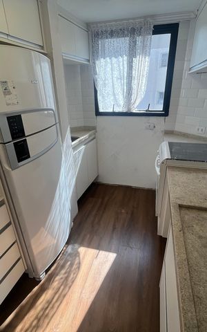 Apartamento para alugar com 60m², 2 quartos e 2 vagas Apartamento para alugar com 60m², 2 quartos e 2 vagasCozinha