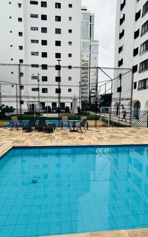 Apartamento para alugar com 120m², 4 quartos e 1 vaga Apartamento para alugar com 120m², 4 quartos e 1 vagaÁrea externa