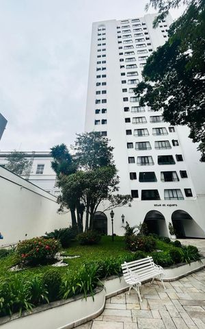 Apartamento para alugar com 120m², 4 quartos e 1 vaga Apartamento para alugar com 120m², 4 quartos e 1 vagaFachada