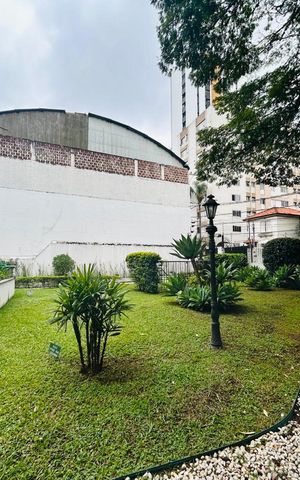 Apartamento para alugar com 120m², 4 quartos e 1 vaga Apartamento para alugar com 120m², 4 quartos e 1 vagaÁrea externa