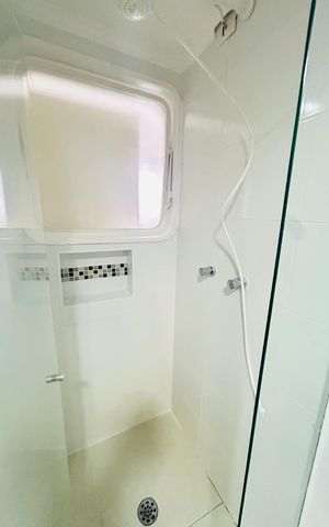Apartamento para alugar com 120m², 4 quartos e 1 vaga Apartamento para alugar com 120m², 4 quartos e 1 vagaBanheiro